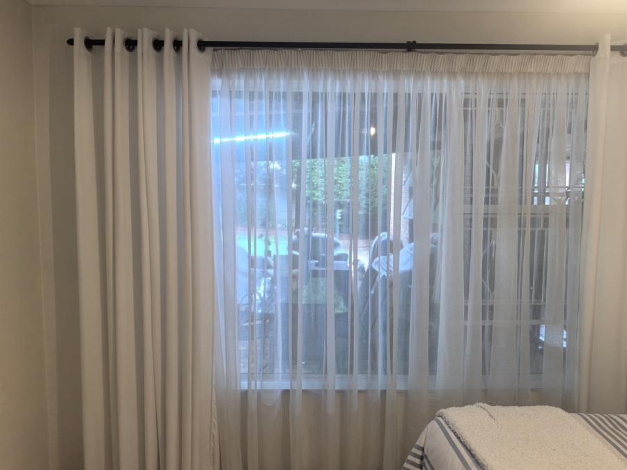 4 Bedroom Property for Sale in Helderkruin Gauteng