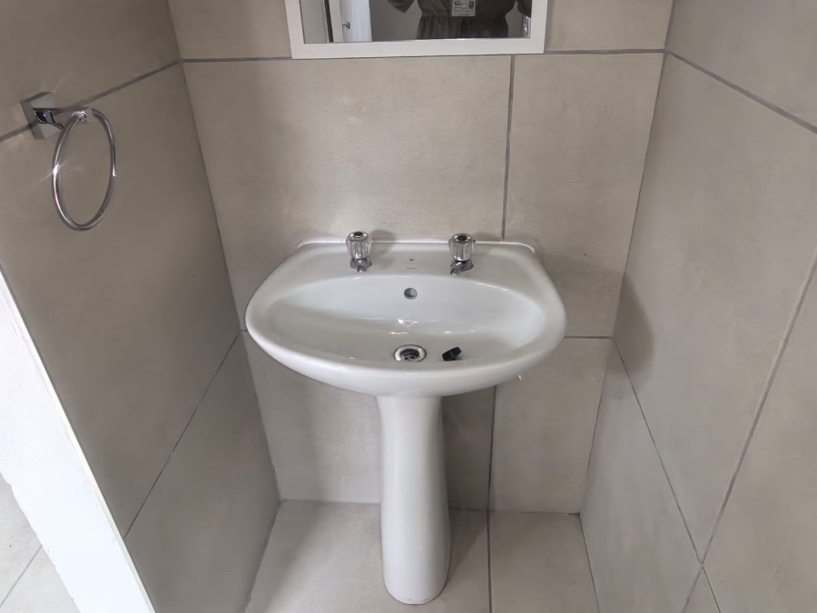 3 Bedroom Property for Sale in Roodekrans A H Gauteng