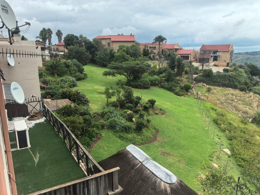 2 Bedroom Property for Sale in Helderkruin Gauteng