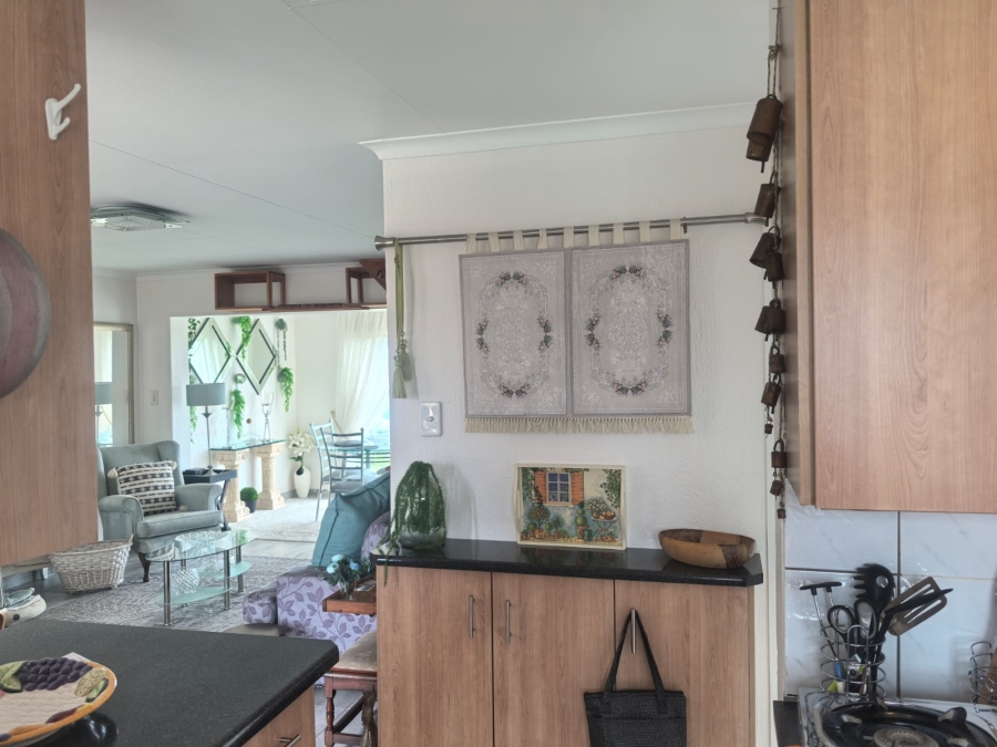 2 Bedroom Property for Sale in Helderkruin Gauteng