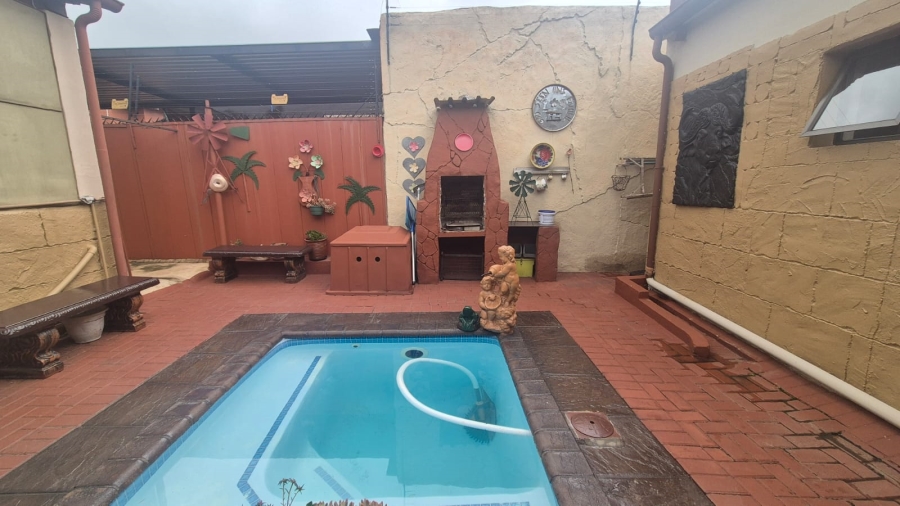 3 Bedroom Property for Sale in Krugersdorp West Gauteng