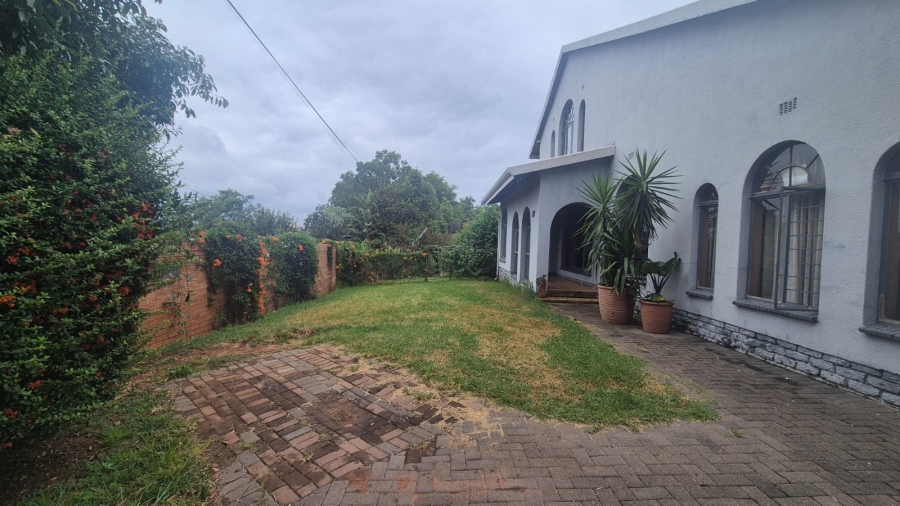 4 Bedroom Property for Sale in Helderkruin Gauteng