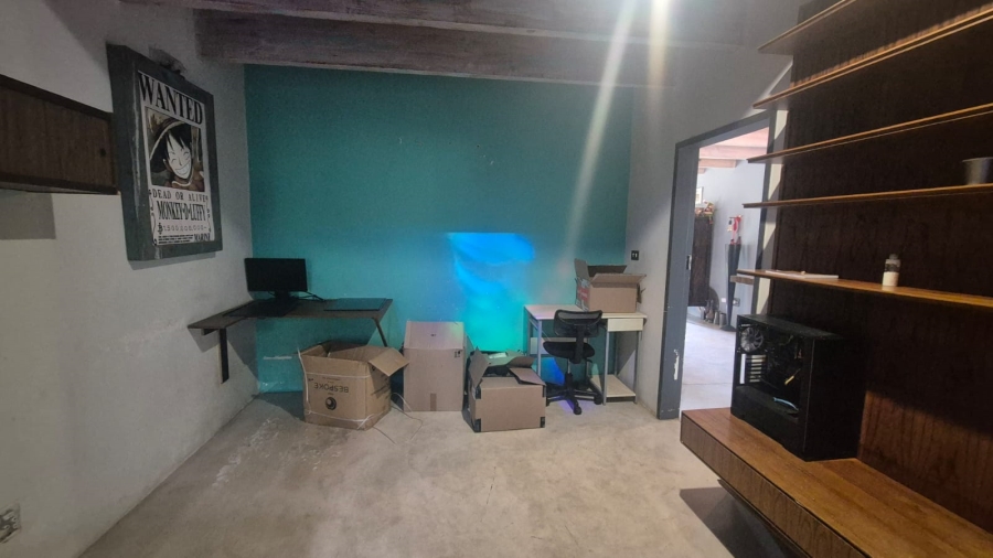 4 Bedroom Property for Sale in Helderkruin Gauteng