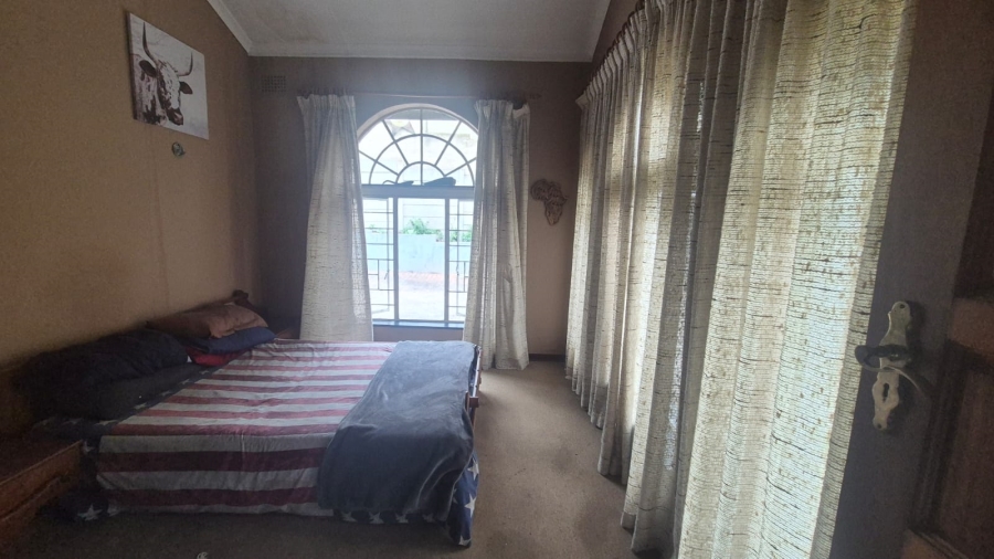 4 Bedroom Property for Sale in Helderkruin Gauteng