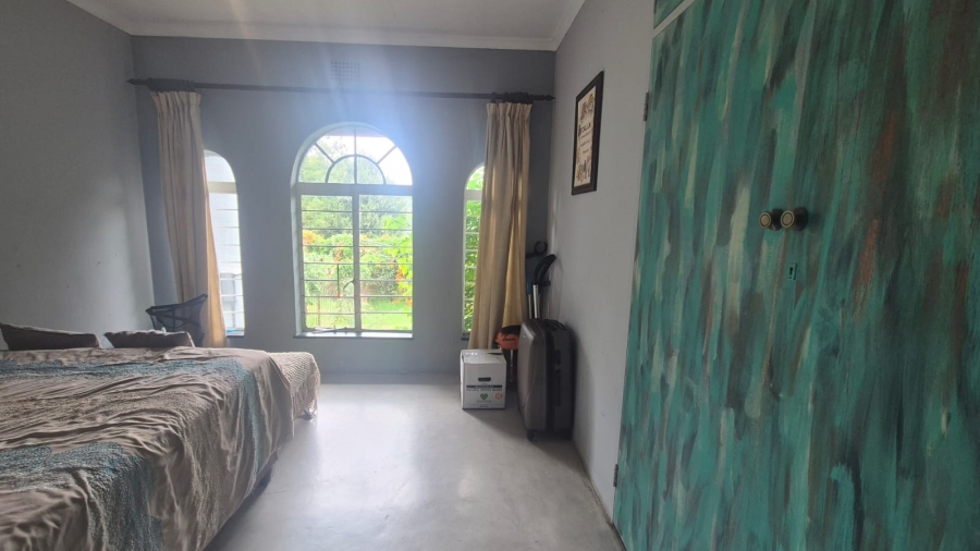 4 Bedroom Property for Sale in Helderkruin Gauteng