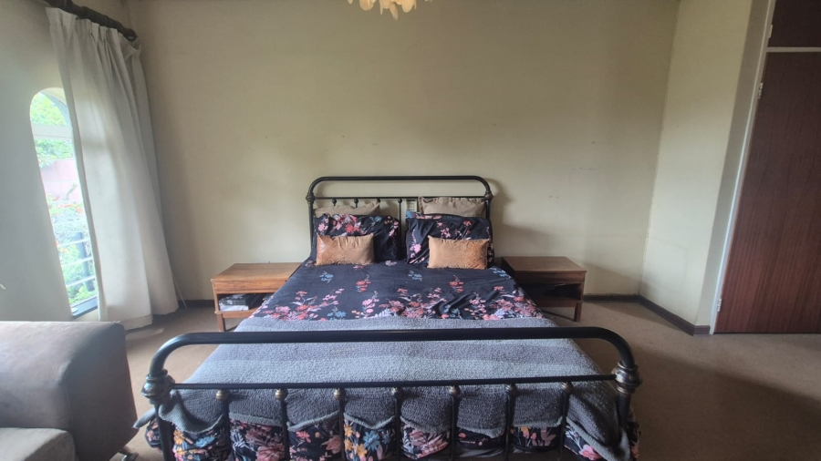 4 Bedroom Property for Sale in Helderkruin Gauteng