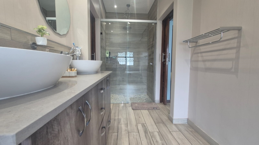 7 Bedroom Property for Sale in Horison Gauteng