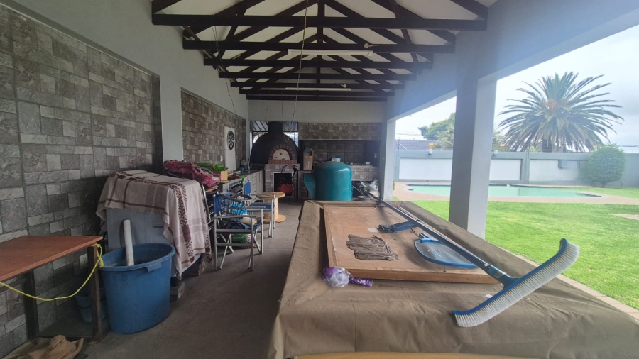 7 Bedroom Property for Sale in Horison Gauteng