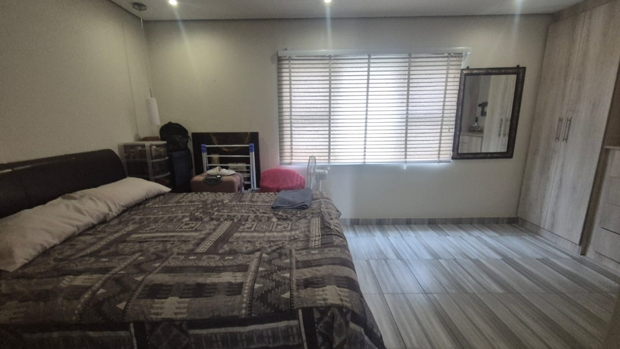 7 Bedroom Property for Sale in Horison Gauteng