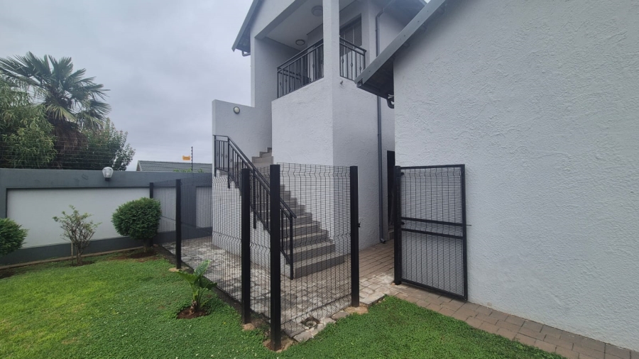 7 Bedroom Property for Sale in Horison Gauteng