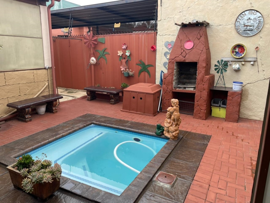 3 Bedroom Property for Sale in Krugersdorp West Gauteng
