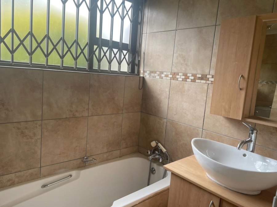 6 Bedroom Property for Sale in Krugersdorp West Gauteng