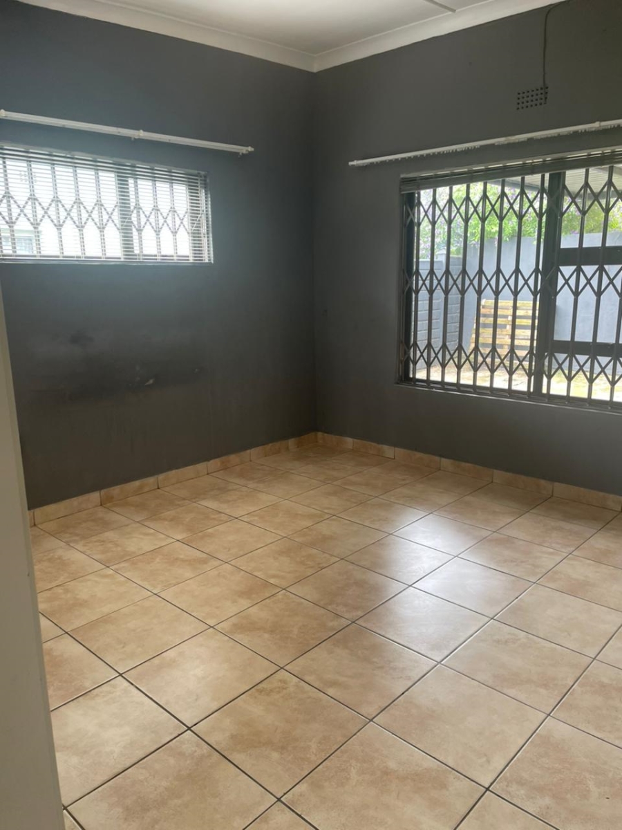6 Bedroom Property for Sale in Krugersdorp West Gauteng