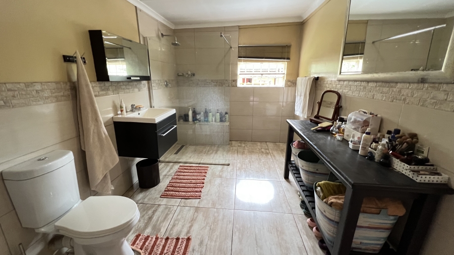 3 Bedroom Property for Sale in Agavia Gauteng
