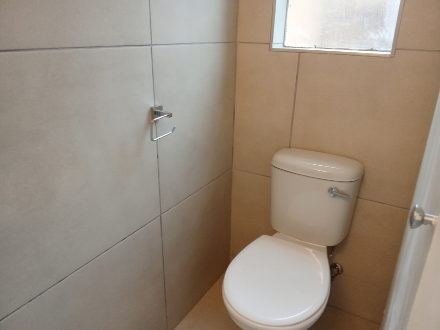 3 Bedroom Property for Sale in Roodekrans Gauteng