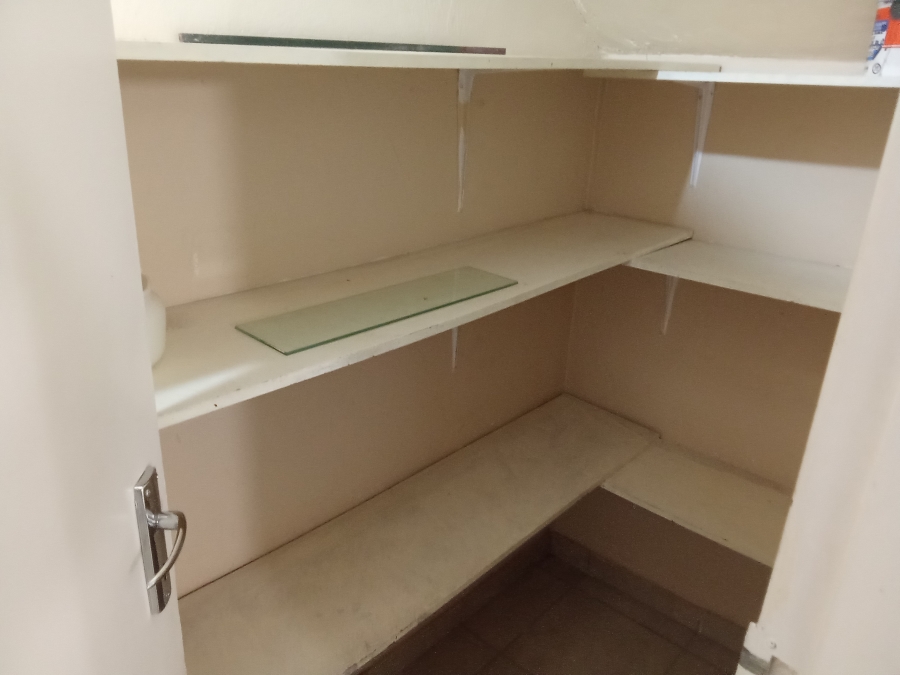 3 Bedroom Property for Sale in Roodekrans Gauteng