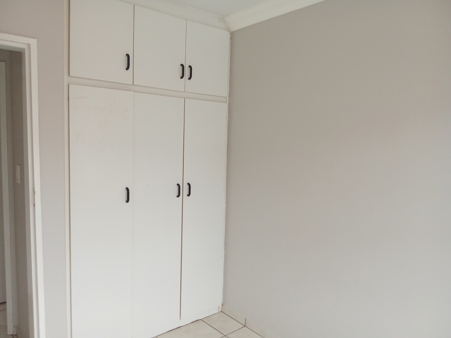 3 Bedroom Property for Sale in Roodekrans Gauteng