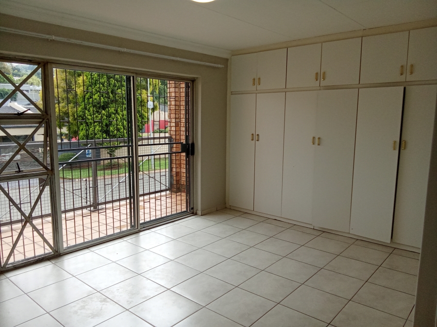 3 Bedroom Property for Sale in Roodekrans Gauteng