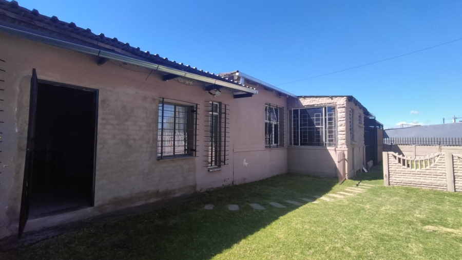 3 Bedroom Property for Sale in Randfontein Central Gauteng