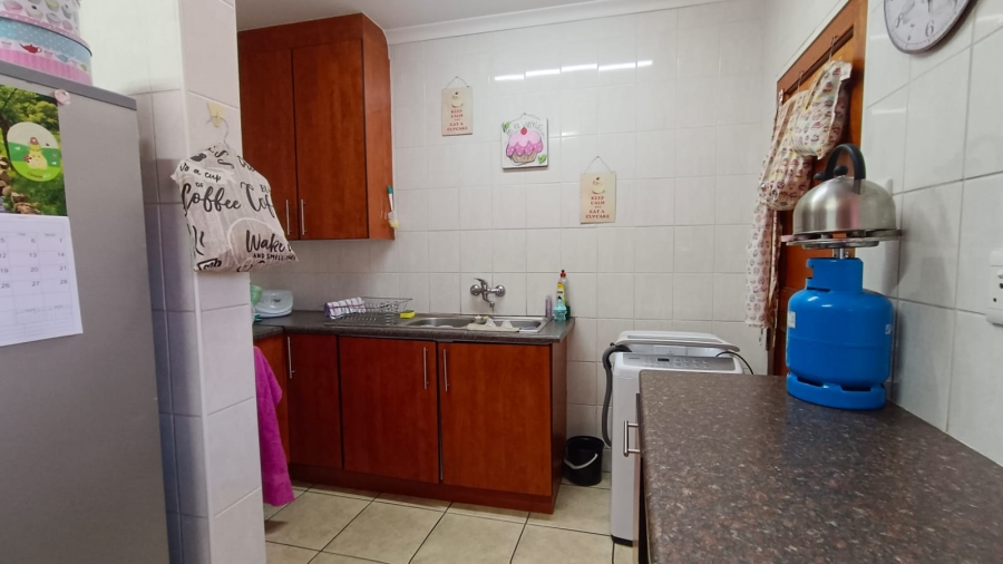 3 Bedroom Property for Sale in Eike Park Gauteng