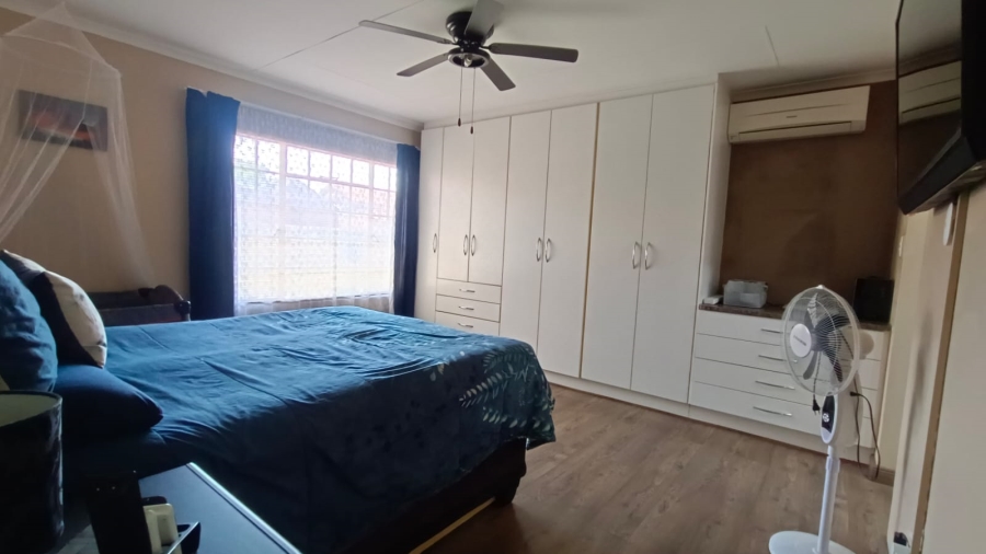 3 Bedroom Property for Sale in Eike Park Gauteng