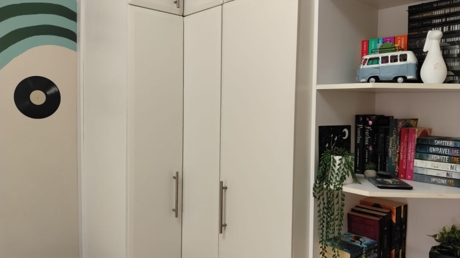 5 Bedroom Property for Sale in Greenhills Gauteng