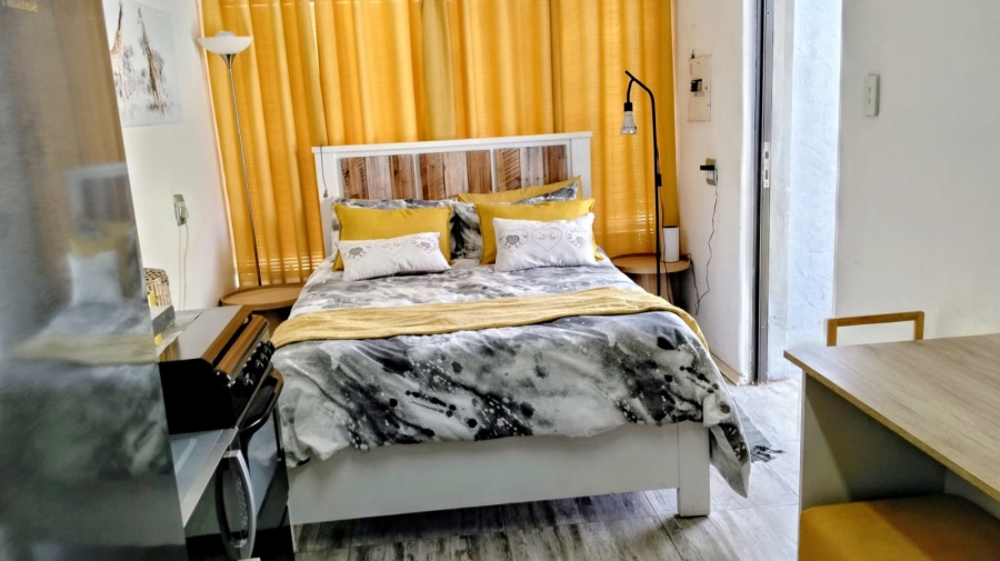 5 Bedroom Property for Sale in Greenhills Gauteng