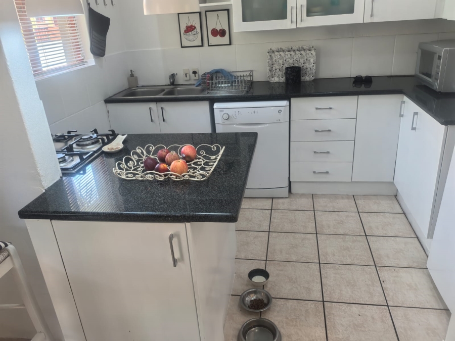 2 Bedroom Property for Sale in Willowbrook Gauteng
