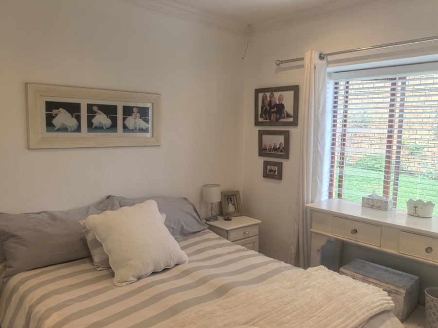 2 Bedroom Property for Sale in Willowbrook Gauteng