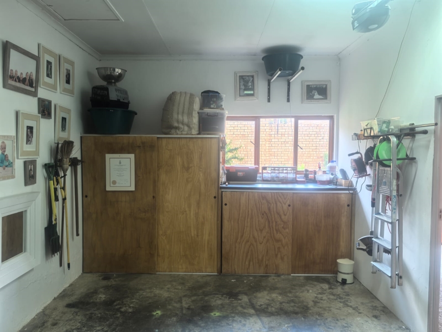 2 Bedroom Property for Sale in Willowbrook Gauteng