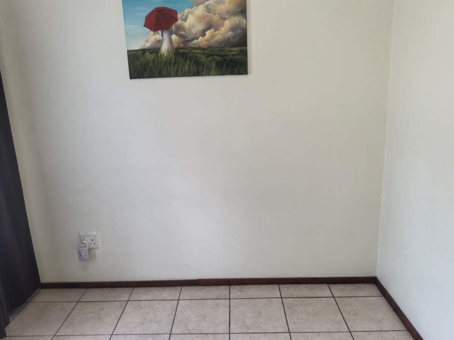 3 Bedroom Property for Sale in Radiokop Gauteng