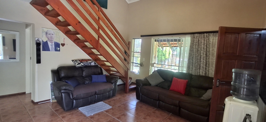 3 Bedroom Property for Sale in Radiokop Gauteng