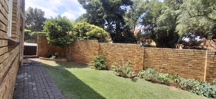 3 Bedroom Property for Sale in Radiokop Gauteng