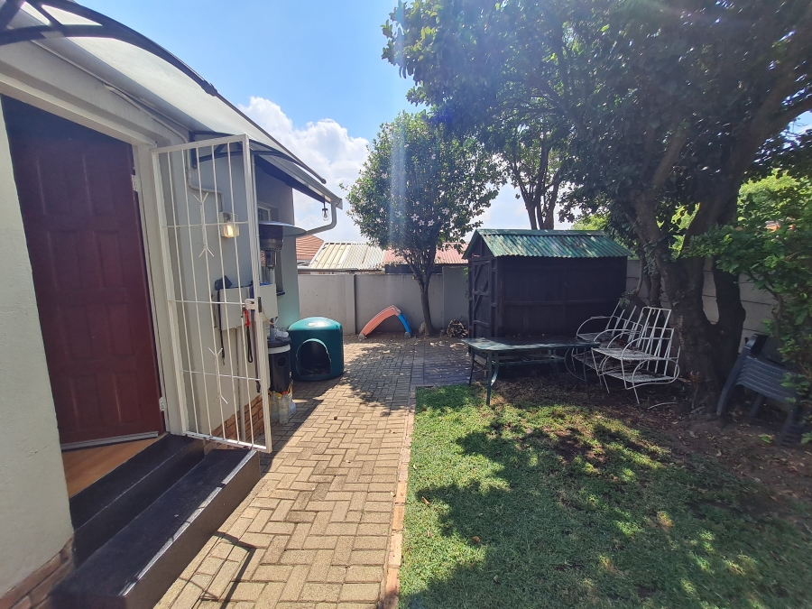 3 Bedroom Property for Sale in Northwold Gauteng