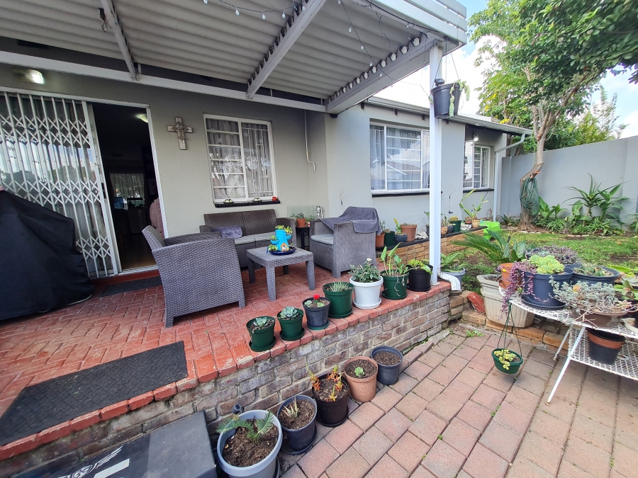 3 Bedroom Property for Sale in Northwold Gauteng