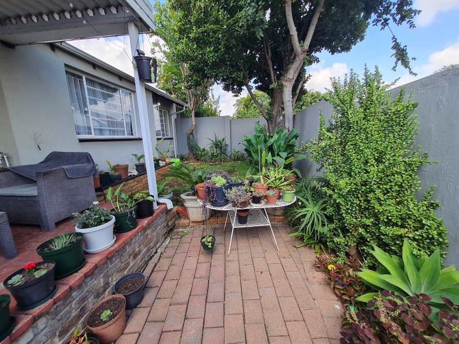 3 Bedroom Property for Sale in Northwold Gauteng