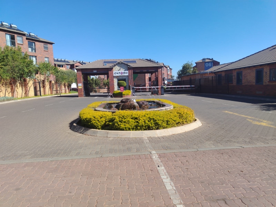 2 Bedroom Property for Sale in Montana Tuine Gauteng