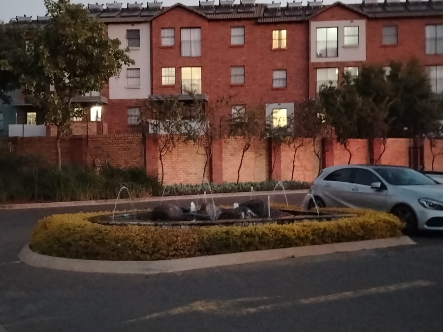 2 Bedroom Property for Sale in Montana Tuine Gauteng