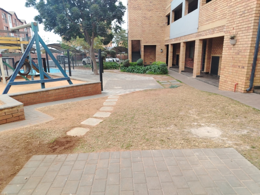 2 Bedroom Property for Sale in Montana Tuine Gauteng