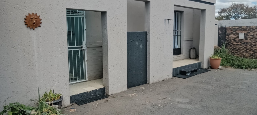 3 Bedroom Property for Sale in Homelake Gauteng