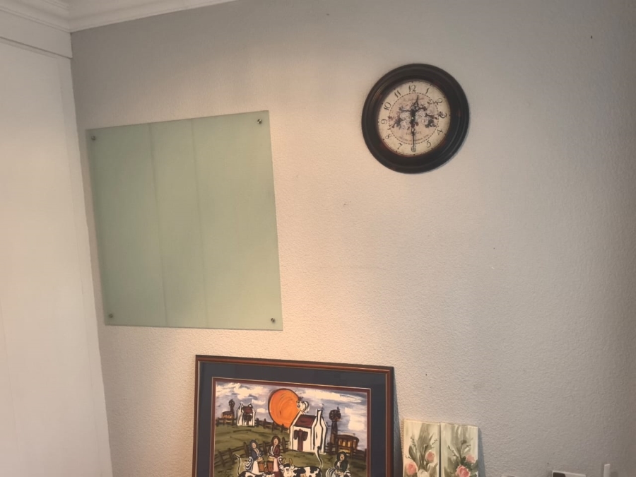 4 Bedroom Property for Sale in Helderkruin Gauteng