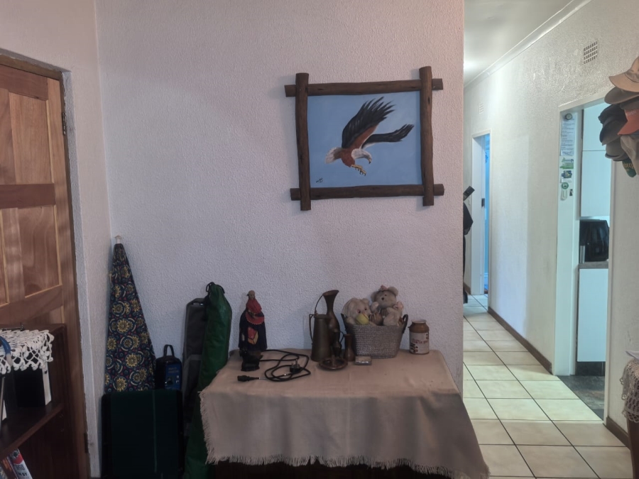 4 Bedroom Property for Sale in Wilro Park Gauteng