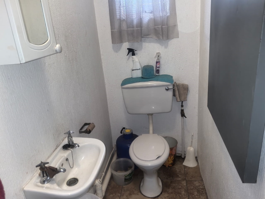 4 Bedroom Property for Sale in Wilro Park Gauteng