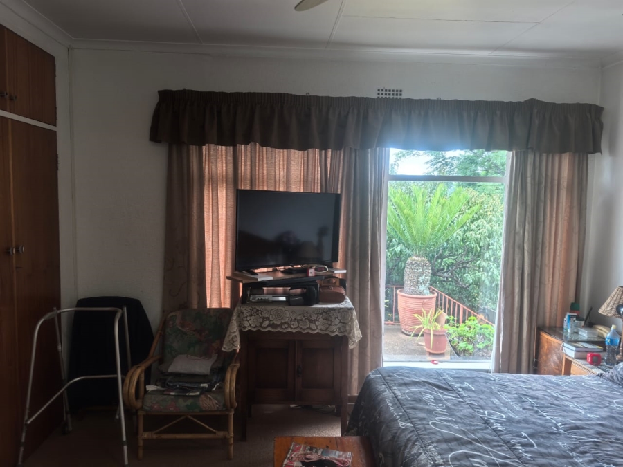 4 Bedroom Property for Sale in Wilro Park Gauteng