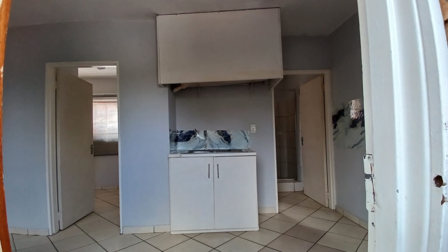 1 Bedroom Property for Sale in Randfontein Central Gauteng