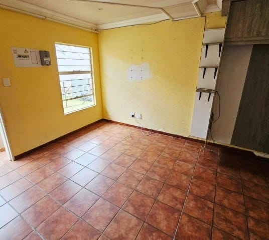 2 Bedroom Property for Sale in Aureus Gauteng