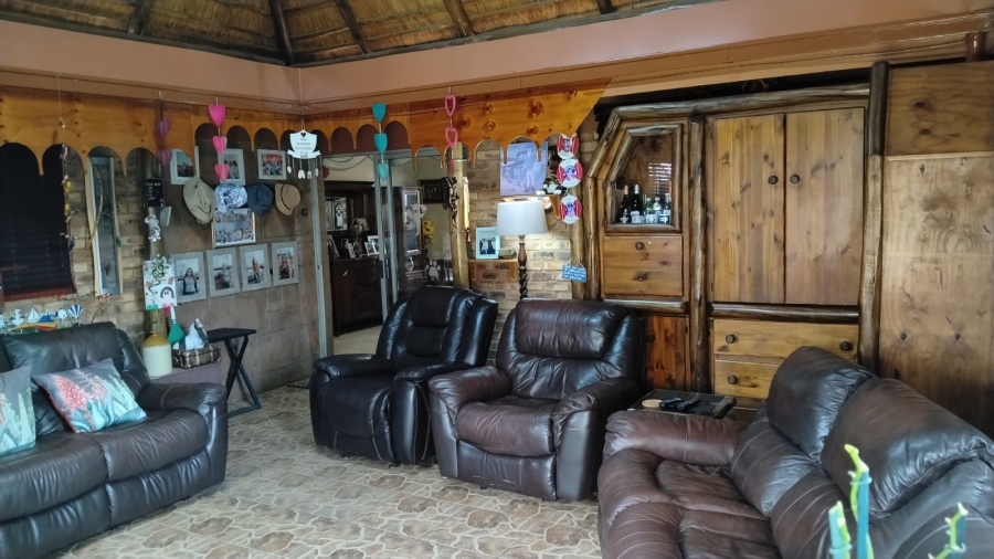 5 Bedroom Property for Sale in Randpoort Gauteng