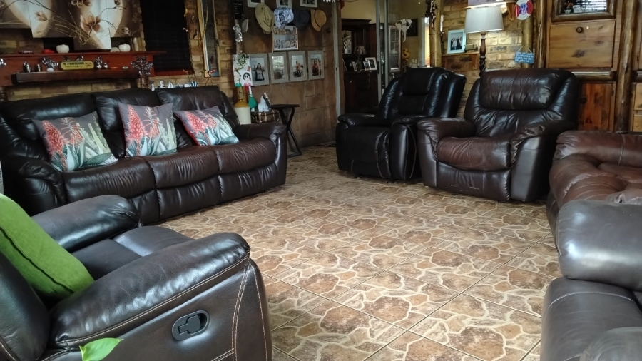 5 Bedroom Property for Sale in Randpoort Gauteng