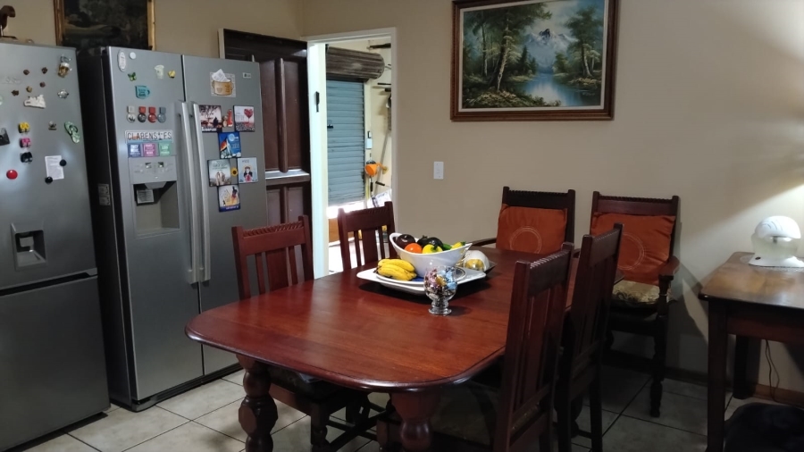 5 Bedroom Property for Sale in Randpoort Gauteng