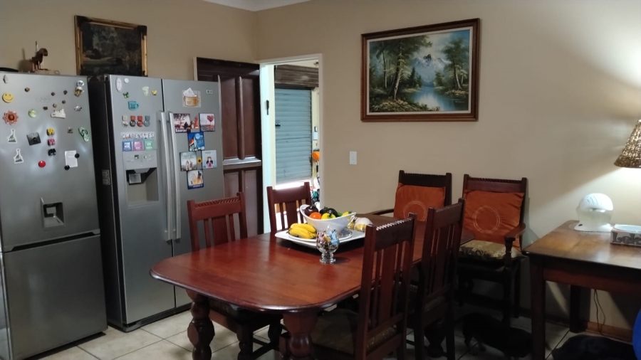 5 Bedroom Property for Sale in Randpoort Gauteng